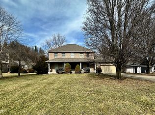 1552 W Foxcliff Dr S, Martinsville, IN 46151