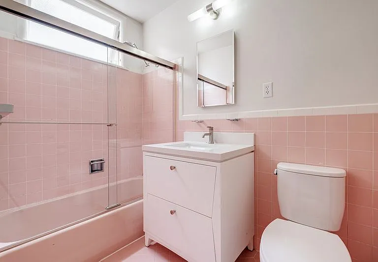 2000 Greenwich St #9 — Photo 22