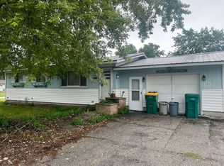 2901 Douglas Dr, Bay City, MI