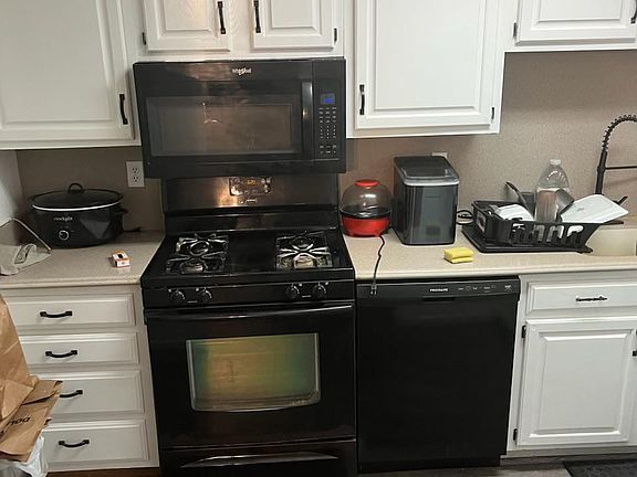 5th image of 1401 Pennsylvania Ave APT 201