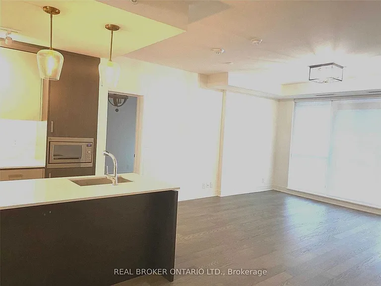 1575 Lakeshore Rd W #335 — Photo 5