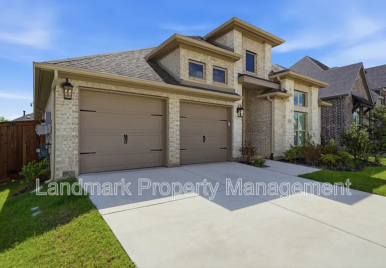1814 Buckeye Ln — Photo 3
