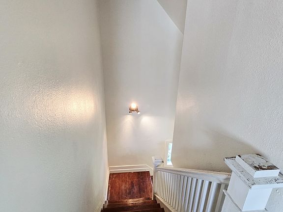 4th image of 1108 S Sheridan Ave #B