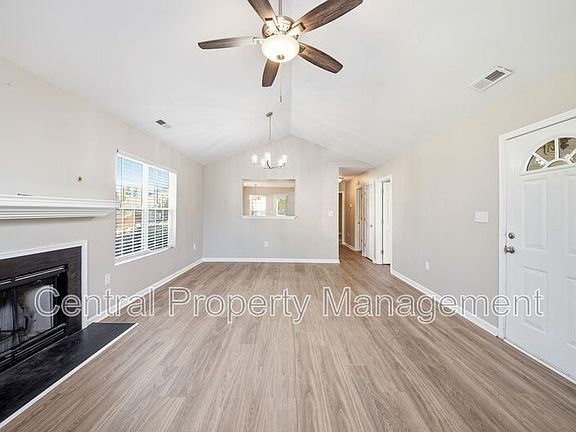 3rd image of 320 Woodruff Park Ln