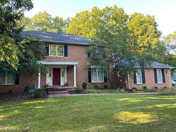 2nd image of 6560 Thorntree Dr