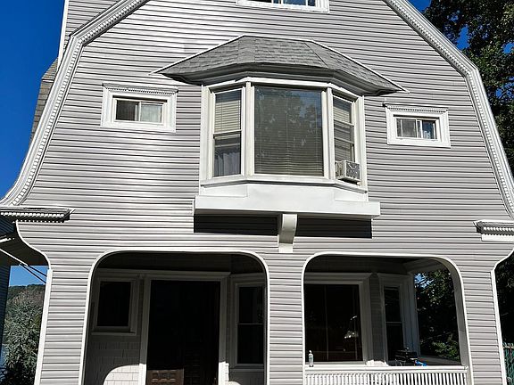 2nd image of 743 Warburton Ave #1