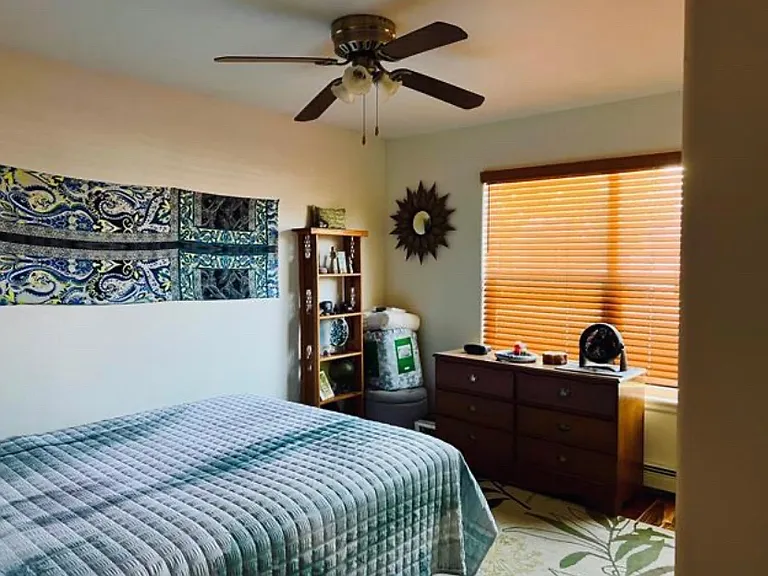 511 Hazel Cir — Photo 6