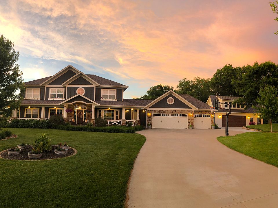 2700 Bos Landen Dr, Pella, IA 50219 Zillow