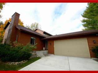 220 Thompson St, Verona, WI 53593