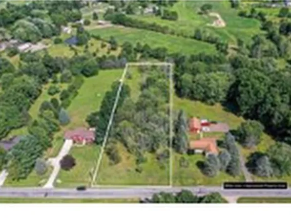 Stanley Rd, Garrettsville, OH 44231