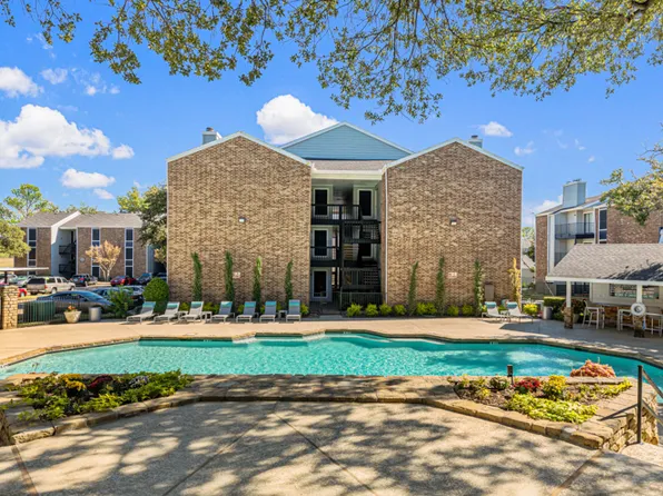 The Ridge on 161 Apartments