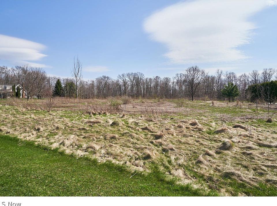 1st image of Winterberry Ln