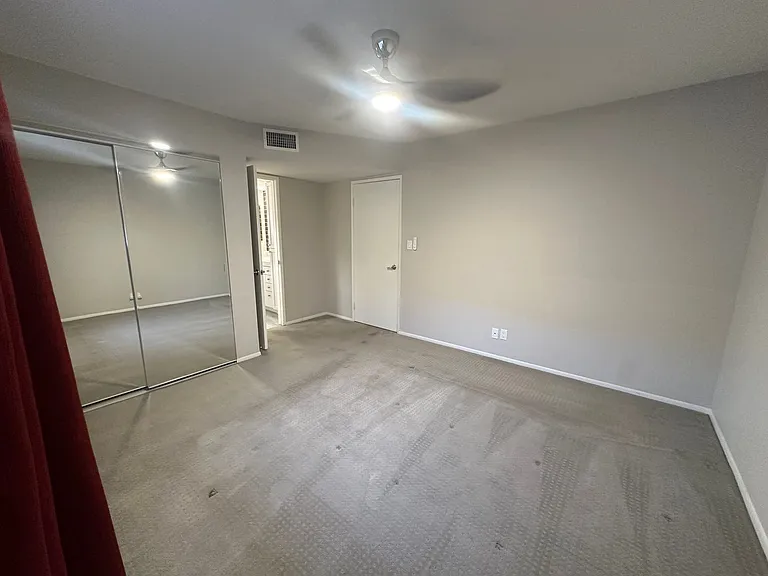 5525 E Thomas Rd #R8 — Photo 16