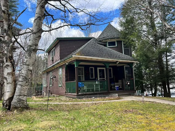 19 Winona Ave, Saranac Lake, NY 12983