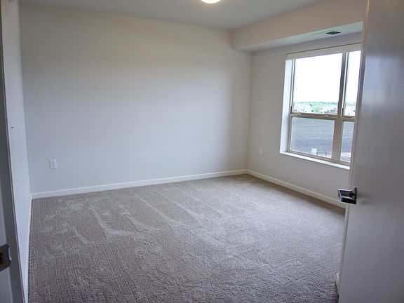 5th image of 5340 56th St NW #D46eab15b