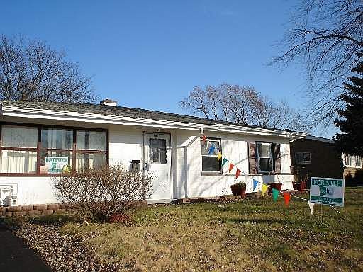 1st image of 1411 Forest Pl