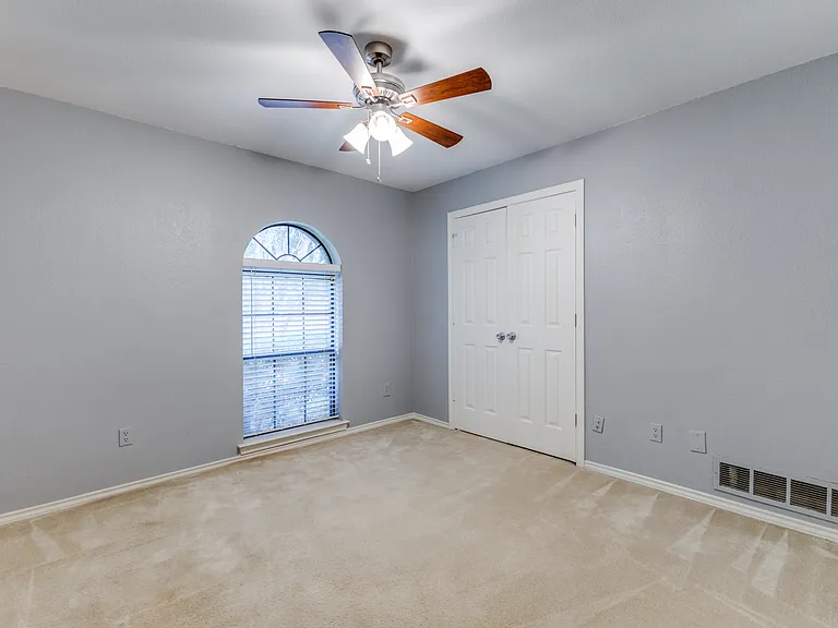 18612 Park Grove Ln — Photo 7