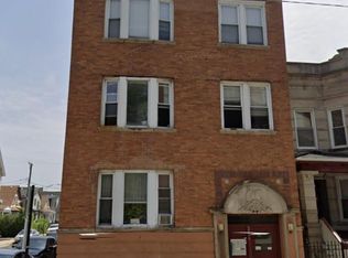 2313 N Albany Ave #3F, Chicago, IL 60647