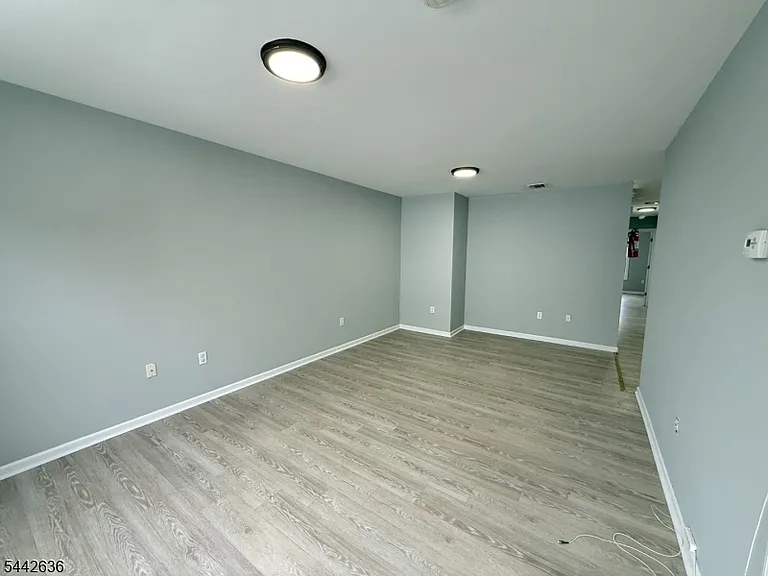 34 Auburn St #2 — Photo 7