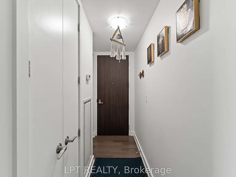 111 Champagne Ave S #307 — Photo 9