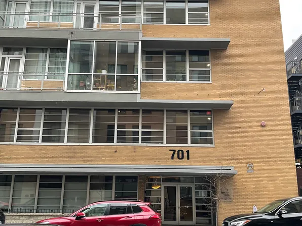 701 Lamont St NW APT 10, Washington, DC 20010