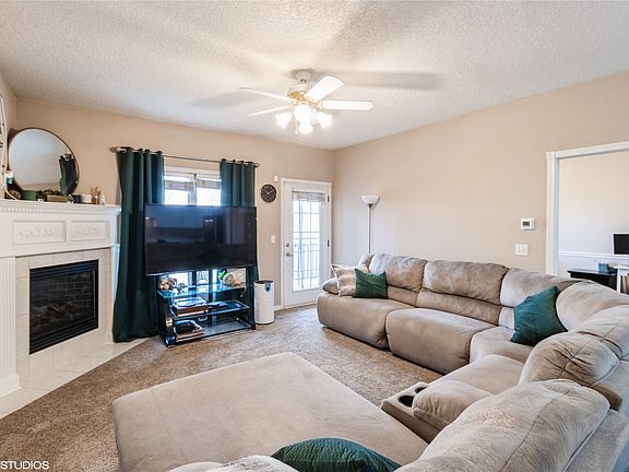 2nd image of 1325 SE Florence Dr Unit 208