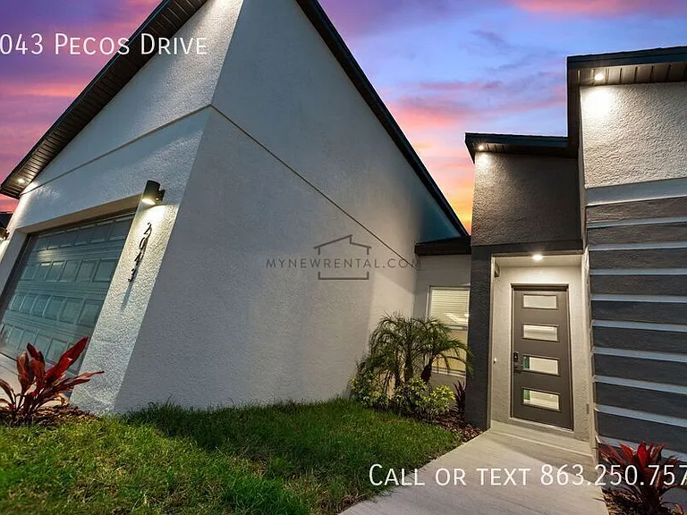 2043 Pecos Dr — Photo 7