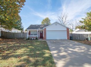 1849 N Pine Crest Ave, Fayetteville, AR 72704