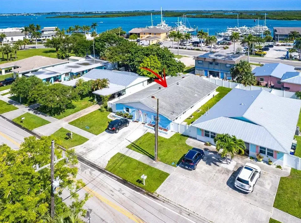 1172 Binney Dr