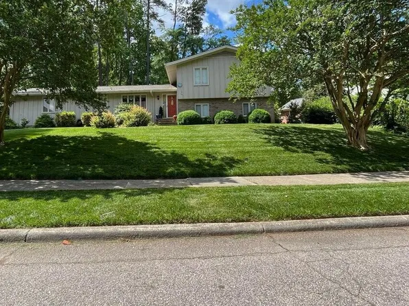 707 Pebblebrook Dr, Raleigh, NC 27609