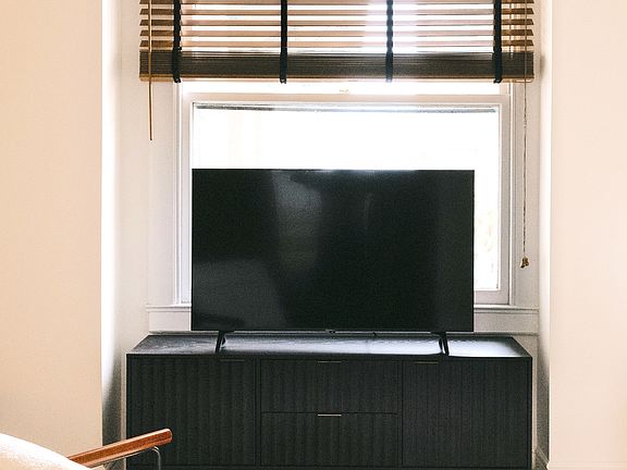 5th image of 455 E Ocean Blvd APT 712
