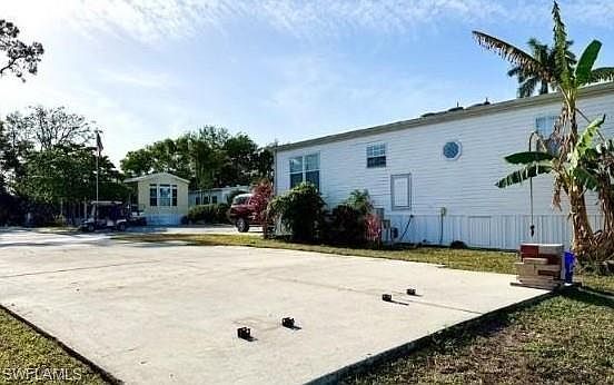 4th image of 276 Bass LN