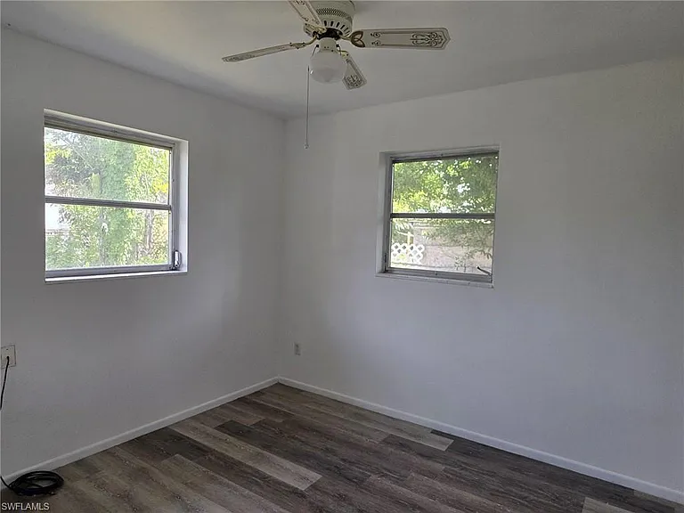 33 Broadway Cir — Photo 8