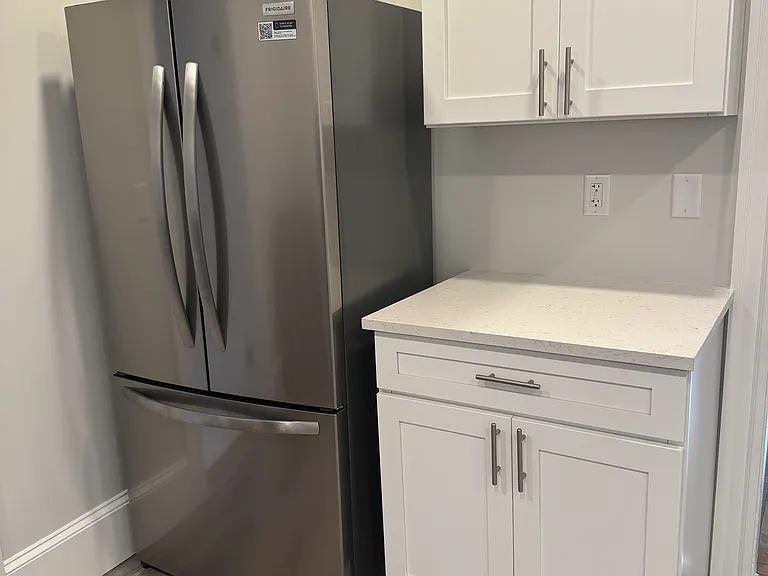 32 Everett St #1 — Photo 7