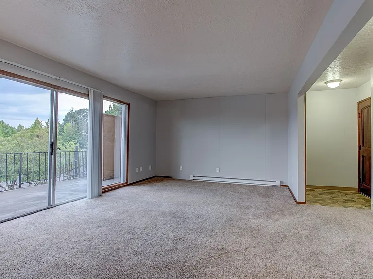 French Chateau Apartments — Photo 22