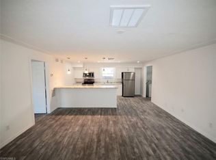 582 100th Ave N #A-B, Naples, FL 34108