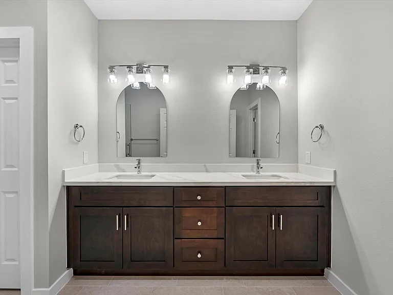 5201 Kenilwood Dr #A — Photo 15