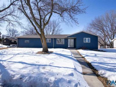 1708 E Sylvan Cir, Brandon, SD, 57005