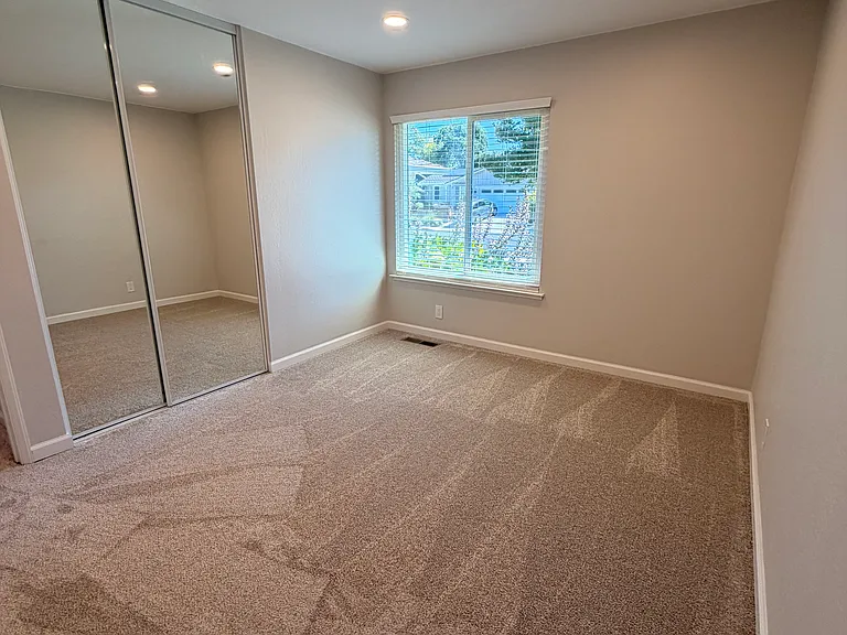 7221 Stonedale Dr — Photo 15