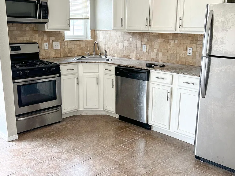1741 S Pecan Ct — Photo 4
