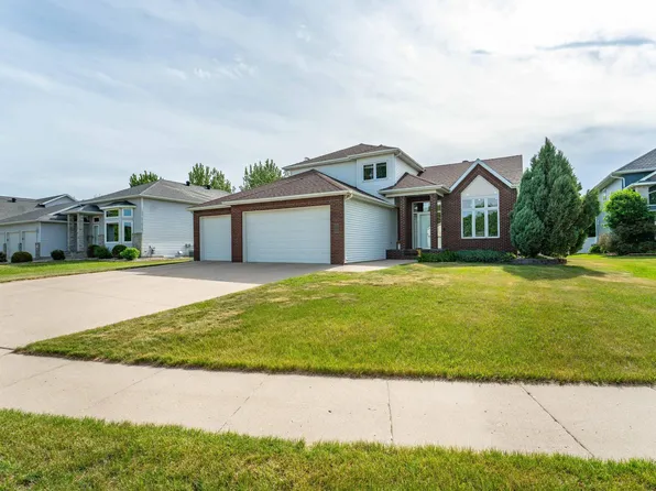 3104 31st St S, Fargo, ND 58103