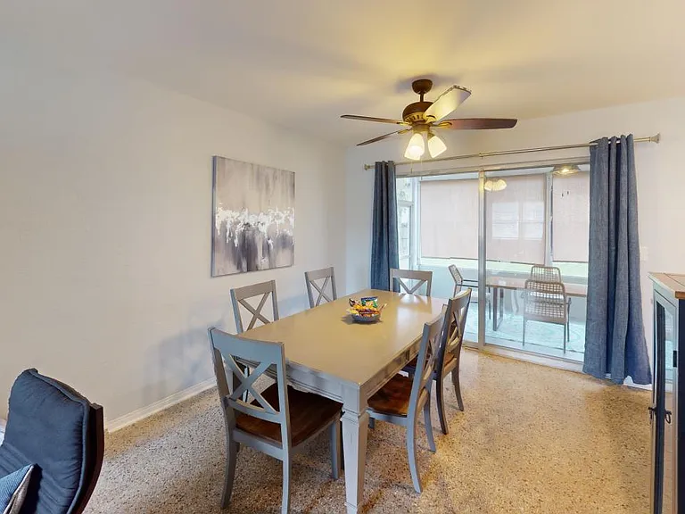 328 Slayton Ave — Photo 40