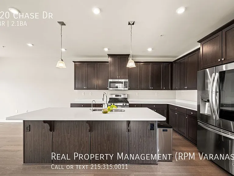 220 Chase Dr — Photo 9