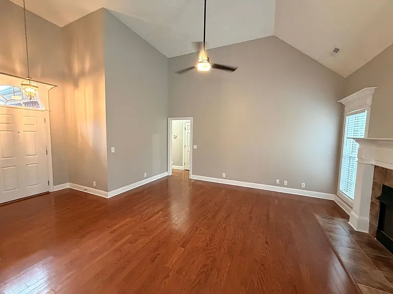 4517 Hammock Dr — Photo 4
