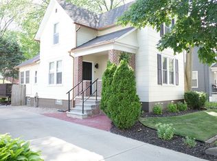 111 Muir Rd, Grosse Pointe Farms, MI 48236