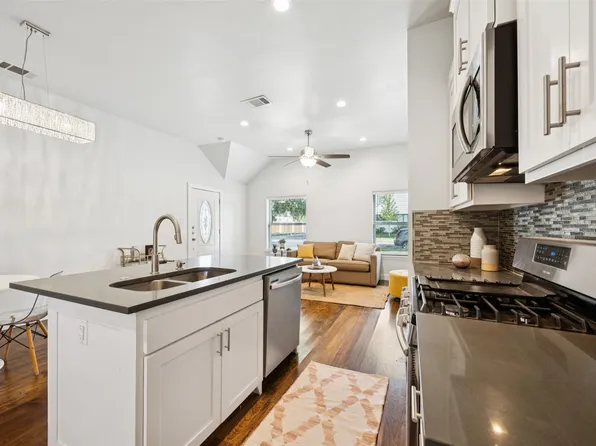 3804 Eaton Dr, Dallas, TX 75220