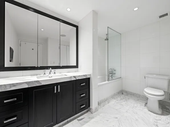 333 Rector Place image 19 of 24