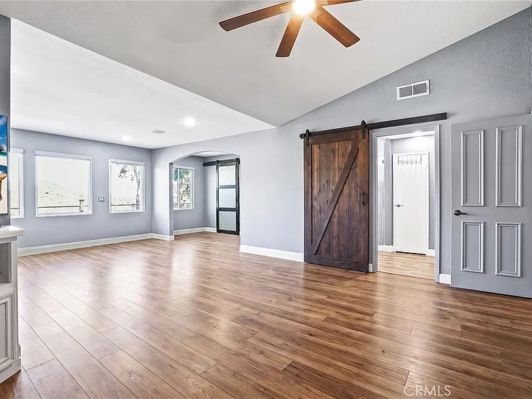 52 Touraine Pl — Photo 28