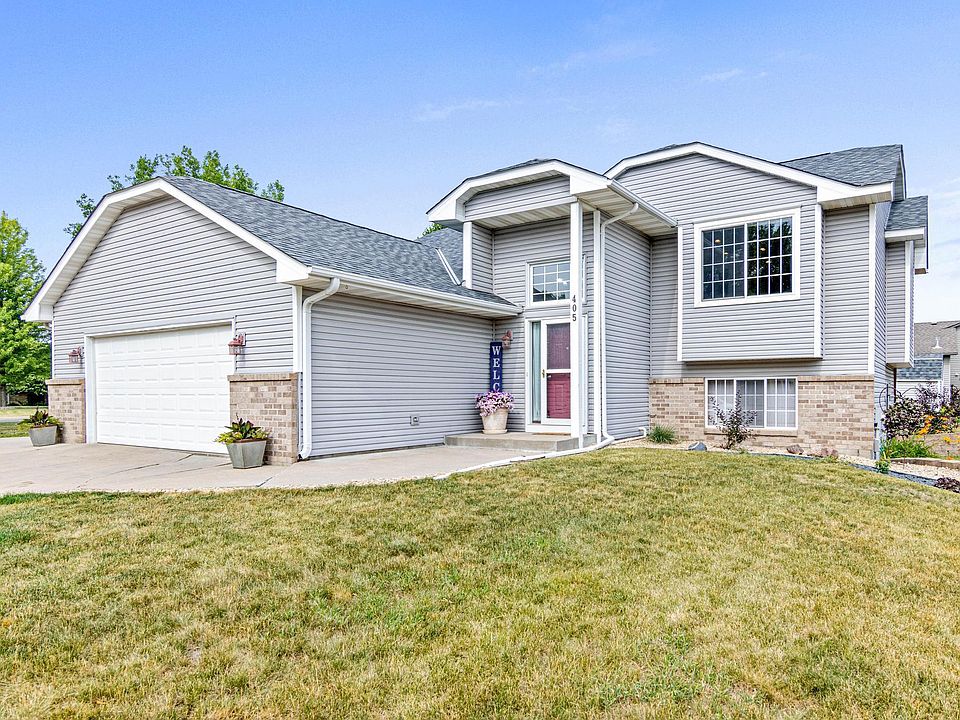 1st image of 405 Lady Slipper Ave NE
