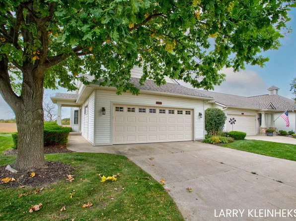 1320 Saint Andrews Dr #53, Holland, MI 49423